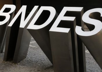 Fundo do BNDES será fonte de recurso para internet em escolas públicas