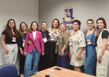 Reitora da Univale participa de encontro de gestores de ensino superior