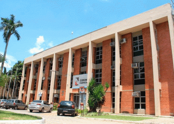 Prefeito de Fabriciano exonera secretário após MPMG questionar contratação irregular