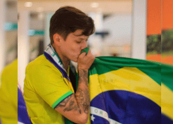 Karol Eller: parlamentares pedem investigação contra igreja por ‘cura gay’