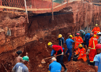 Quatros pessoas morrem em desabamento de canteiro de obra