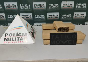 PM encontra cinco barras de maconha com garota de 16 anos