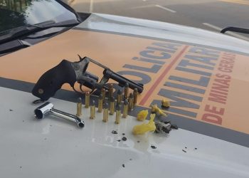 Polícia Militar Rodoviária prende homem com arma e drogas