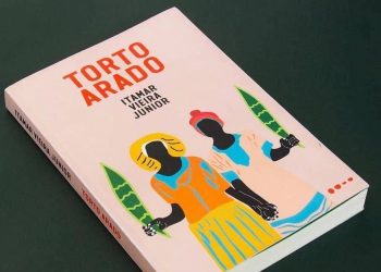 Aluna e professores de Direito da Univale publicam artigo sobre o livro Torto Arado