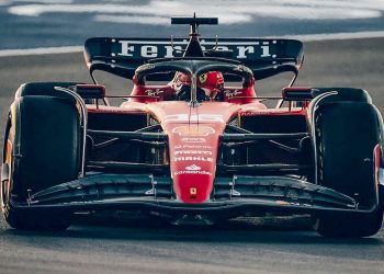 Leclerc domina treino classificatório e conquista pole em Las Vegas