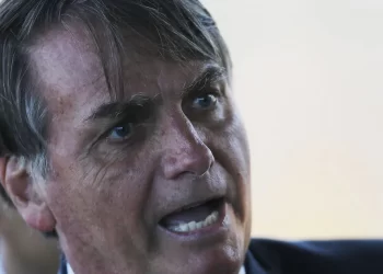 Como Bolsonaro passou de proibido em quartéis a escolhido pelo Exército