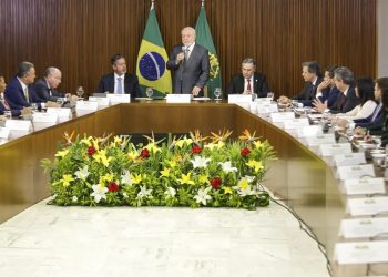 Brasil pode usar comando do G20 para propor reforma do FMI