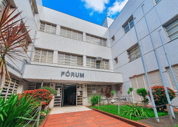 As altas temperaturas, com direito a recorde, levou a direção do Fórum no município a expedir uma nova recomendação, principalmente para os advogados.