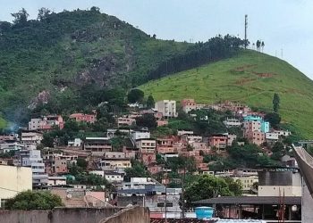 Manhã de domingo é marcada por tiroteio e morte de jovem