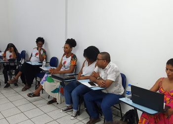 Mestrandos da Univale e grupo Abayomi discutem questões de representatividade e pertencimento