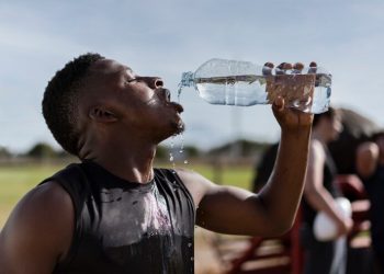 Disponibilização de água passa a ser obrigatória em grandes eventos