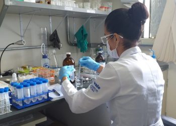 Em doutorado, professora da Univale pesquisa aperfeiçoamento de medicação para esclerose