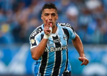 Por que a torcida do Grêmio ainda acredita na permanência de Suárez?