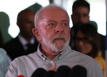 Lula e líderes alinham votação da reforma tributária no Senado