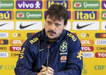 Fernando Diniz prevê grande jogo contra a Argentina no Maracanã