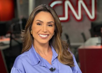Repórter Tainá Farfan pede demissão da CNN e assina com a Record