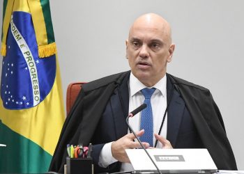 Moraes é ovacionado no Planalto aos gritos de Xandão
