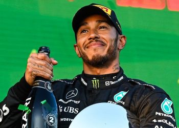 Hamilton reconhece que questionou próprio talento em anos de ‘seca’ na F1