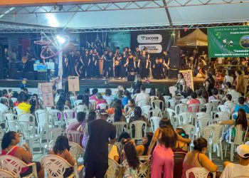 Livro inovador sobre cartografia de territórios educativos é lançado em Governador Valadares