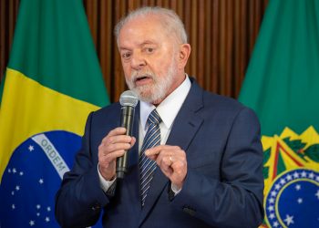 Lula criticou emendas sob Bolsonaro, mas manteve divisão política e obscura
