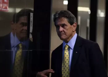 PTB se funde, acaba e agora tenta renascer à esquerda e longe de Roberto Jefferson