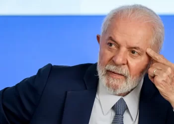 Lula rebate Bolsonaro e cobra PF a não fazer pirotecnia em operação