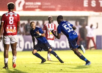 Cruzeiro estreia com vitória no Campeonato Mineiro