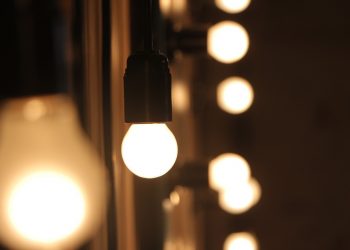 Aneel mantém bandeira verde nas contas de luz em janeiro