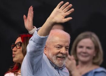 ‘Não faria GLO no 8 de janeiro porque quem quiser o poder que dispute eleições’, diz Lula à Folha