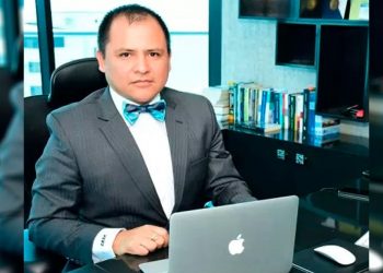 Equador prende suspeitos de assassinar promotor que investigava invasão a TV