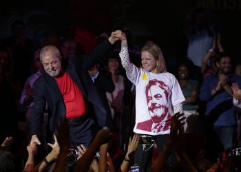 Lula não tem de recuar, e Netanyahu não tem moral para apontar dedo a ninguém, diz Gleisi