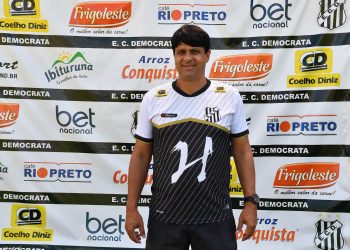 Wladimir Araújo é apresentado oficialmente no Democrata