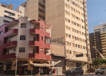 Adaptações na fachada do condomínio: poder de decisão dos moradores diante do surto de dengue