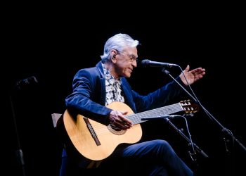 Caetano Veloso anuncia última turnê internacional de sua carreira