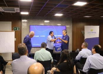 Cooperativa atua na construção de ideias para o fortalecimento do cooperativismo mineiro