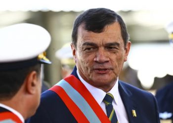 Ministro de Bolsonaro revelou reuniões com militares sobre reeleição