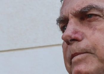 Bolsonaro revisita estratégia populista de Collor em ato para se blindar do STF
