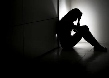 Fiocruz alerta para aumento da taxa de suicídio entre criança e jovem