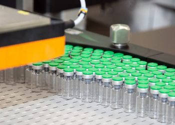 Dengue: fabricante firma parceria para ampliar produção da vacina