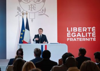 Macron defende que direito ao aborto seja incluído na Constituição da União Europeia