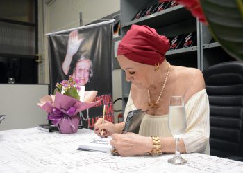 Adeus a uma grande mulher!