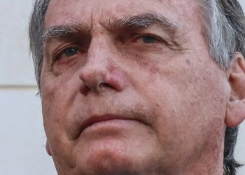 Bolsonaro deu a ordem para fraudar cartão de vacina, diz PF