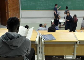 Entenda críticas ao PL do ensino médio no Congresso Nacional