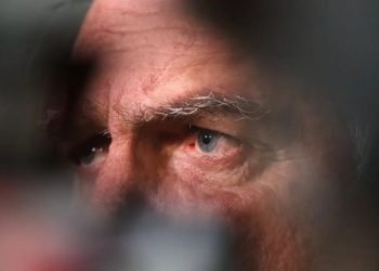 Bolsonaro é indiciado por fraude em cartão de vacinação de covid 