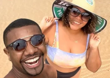 Mani, namorada de Davi, atinge 1 milhão de seguidores no Instagram