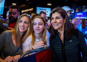 Nikki Haley confirma desistência e deixa caminho livre para Trump, mas não o endossa