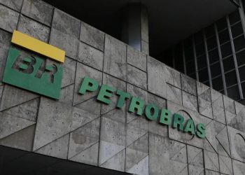 Petrobras apresenta lucro líquido de R$ 124,6 bilhões em 2023