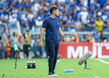 Cruzeiro demite o técnico Nicolás Larcamón