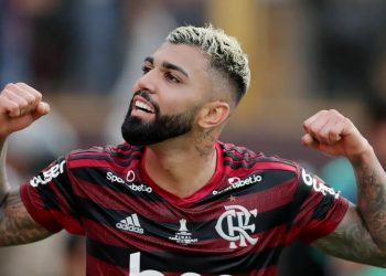 Gabigol consegue efeito suspensivo no CAS e pode voltar a jogar