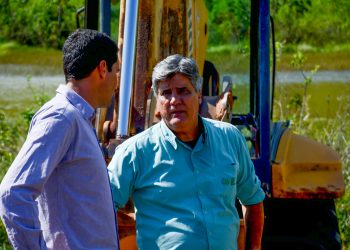 Produtores rurais aprendem técnicas de retenção da água da chuva